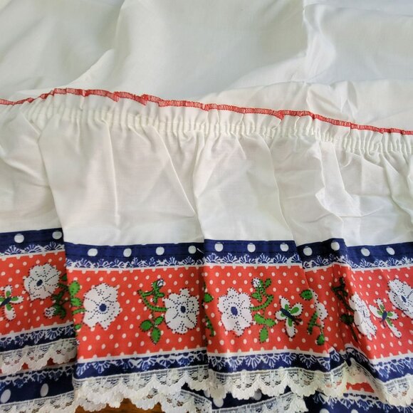 VTG Kitchen Cafe Curtain NOS 3 Pc Red & White Floral Polka Dot Panels Penneys - Picture 2 of 12